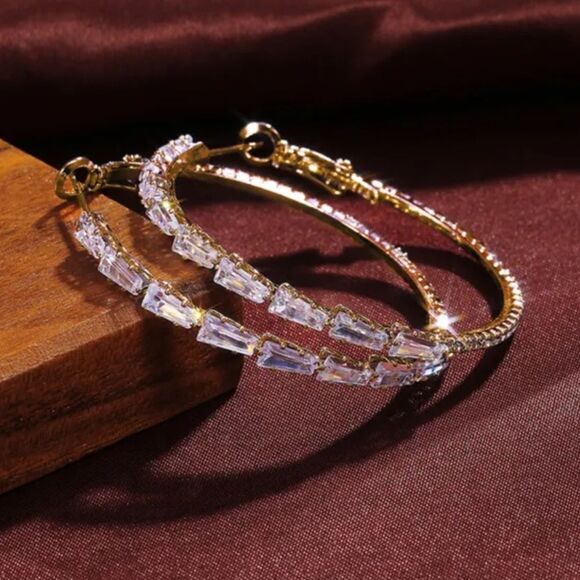 ⭐️10k Gold Filled CZ Diamond Hoop Earrings - Picture 8 of 16